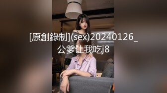  歌厅探花陈先生KTV点妹子，笑起来甜美颜值少女，唱唱歌摸摸奶子脱掉裤子