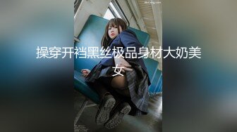  漂亮女友吃鸡 性格开朗又会吃棒棒 这小舌头真会舔 有这样的女友真性福