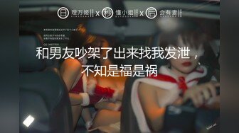 风景区女厕全景偷拍多位美女少妇前来献B (5)