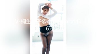 肉肉身材短裙长相甜美妹子啪啪跪着口交舔弄上位骑坐站立后入